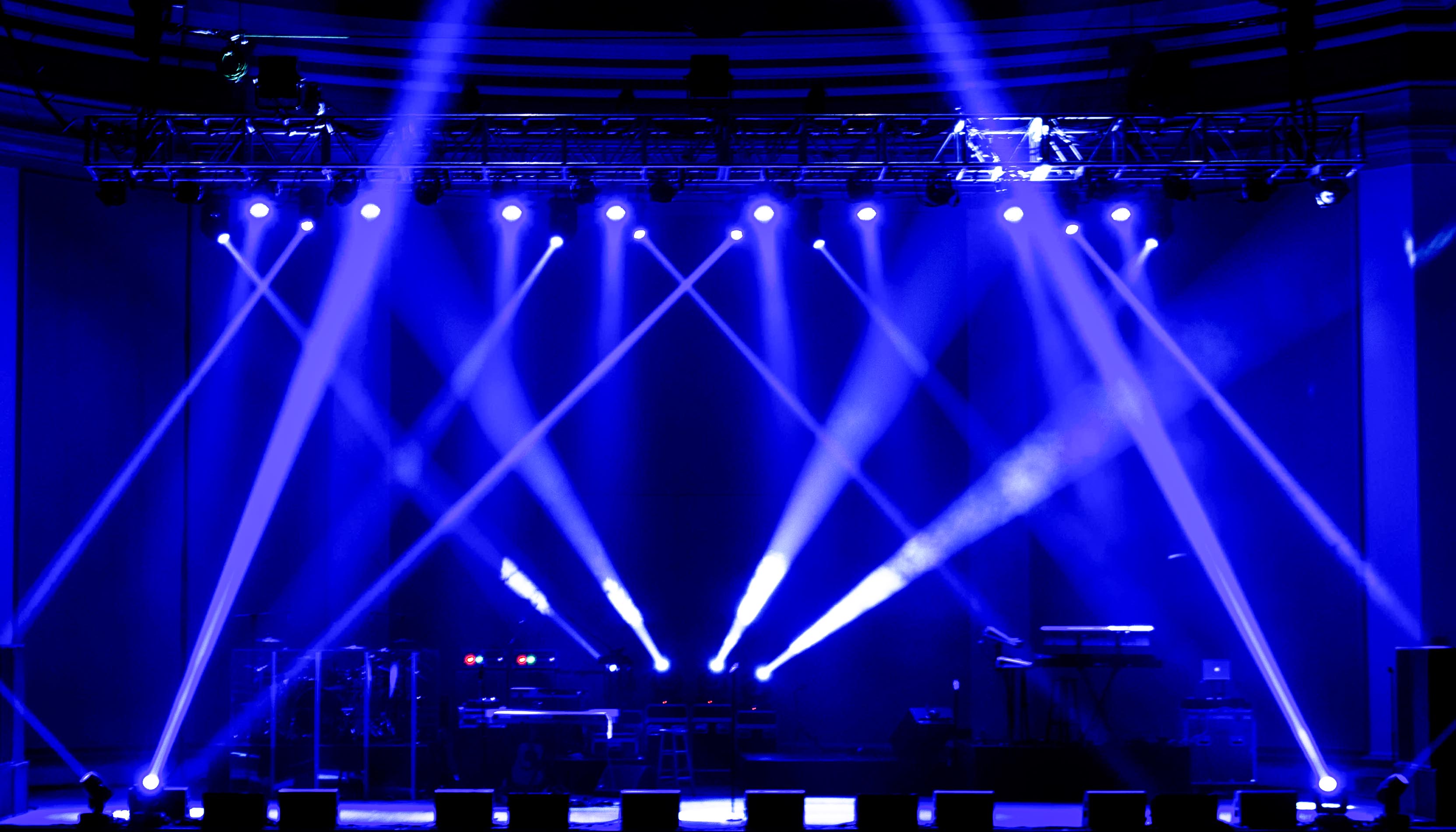 Работа звук свет. Рок сцена для фотошопа. Свет и звук. Лампы для концерта. Лазеры на концертах.